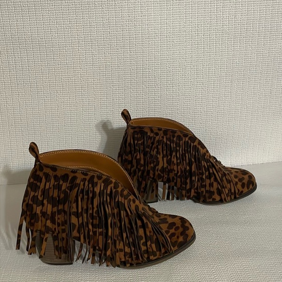 Mata fringe animal print booties, size 9 - Picture 1 of 11